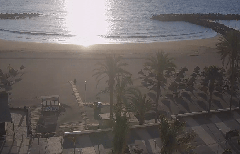 camara online en directo de la playa de troya en las americas