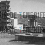 Foto antigua de las primeras construcciones en Los Cristianos