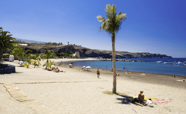 playa san juan en el pueblo de playa san juan en guia de isora