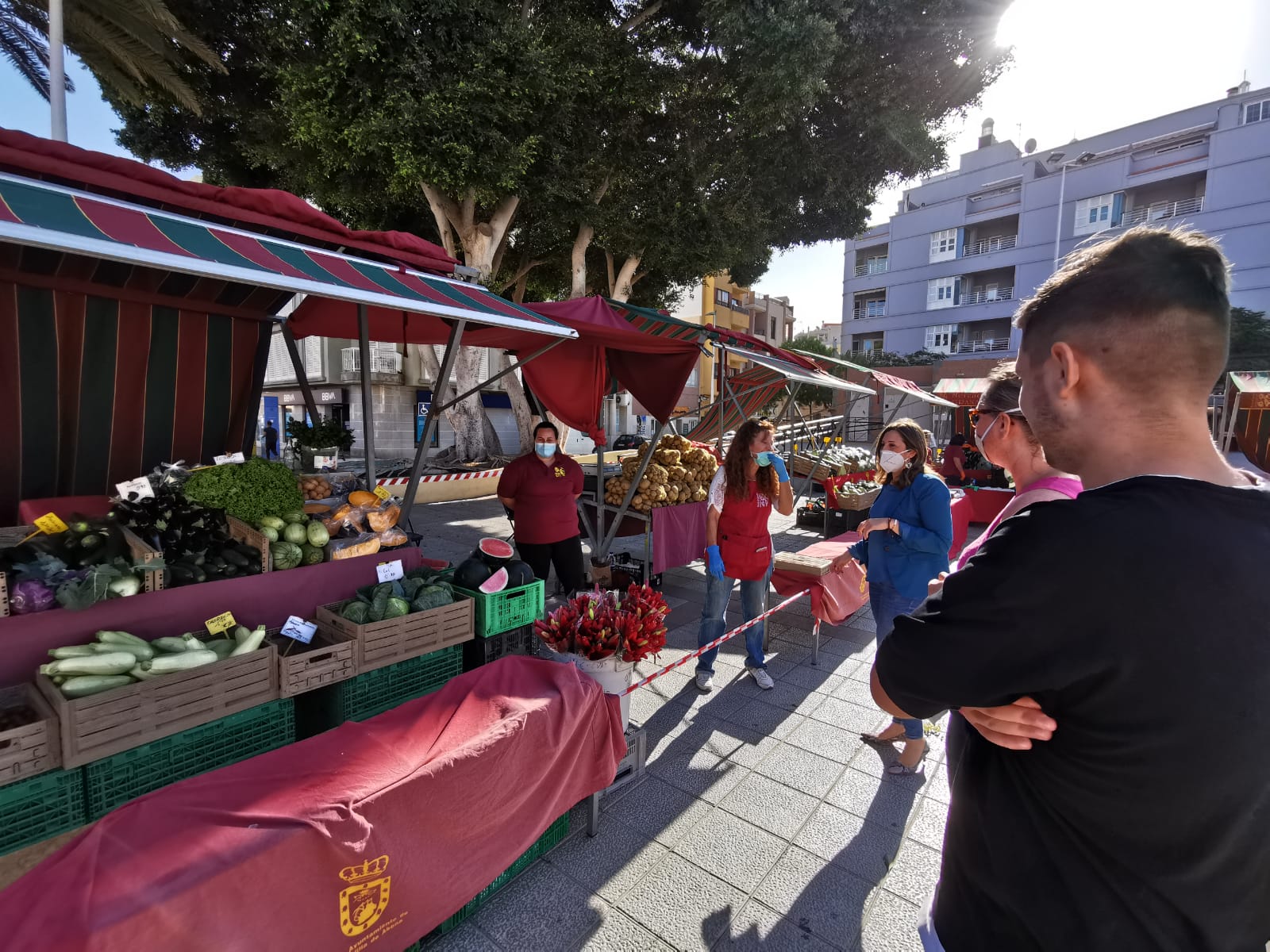 Mercado en la calle 01