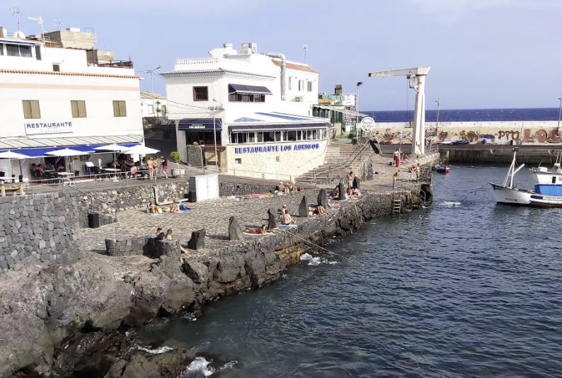 pueblo pequero de los abrigos tenerife