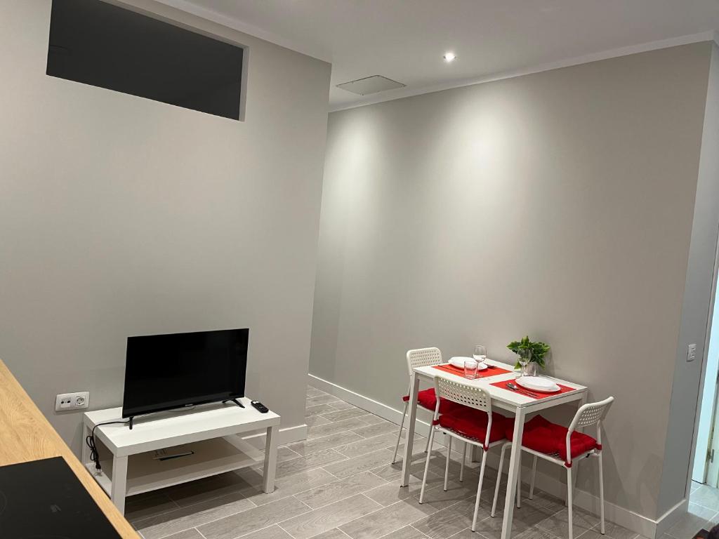 SALON COMEDOR ALOJAMIENTO TENERIFE SUR EN LOS ABRIGOS