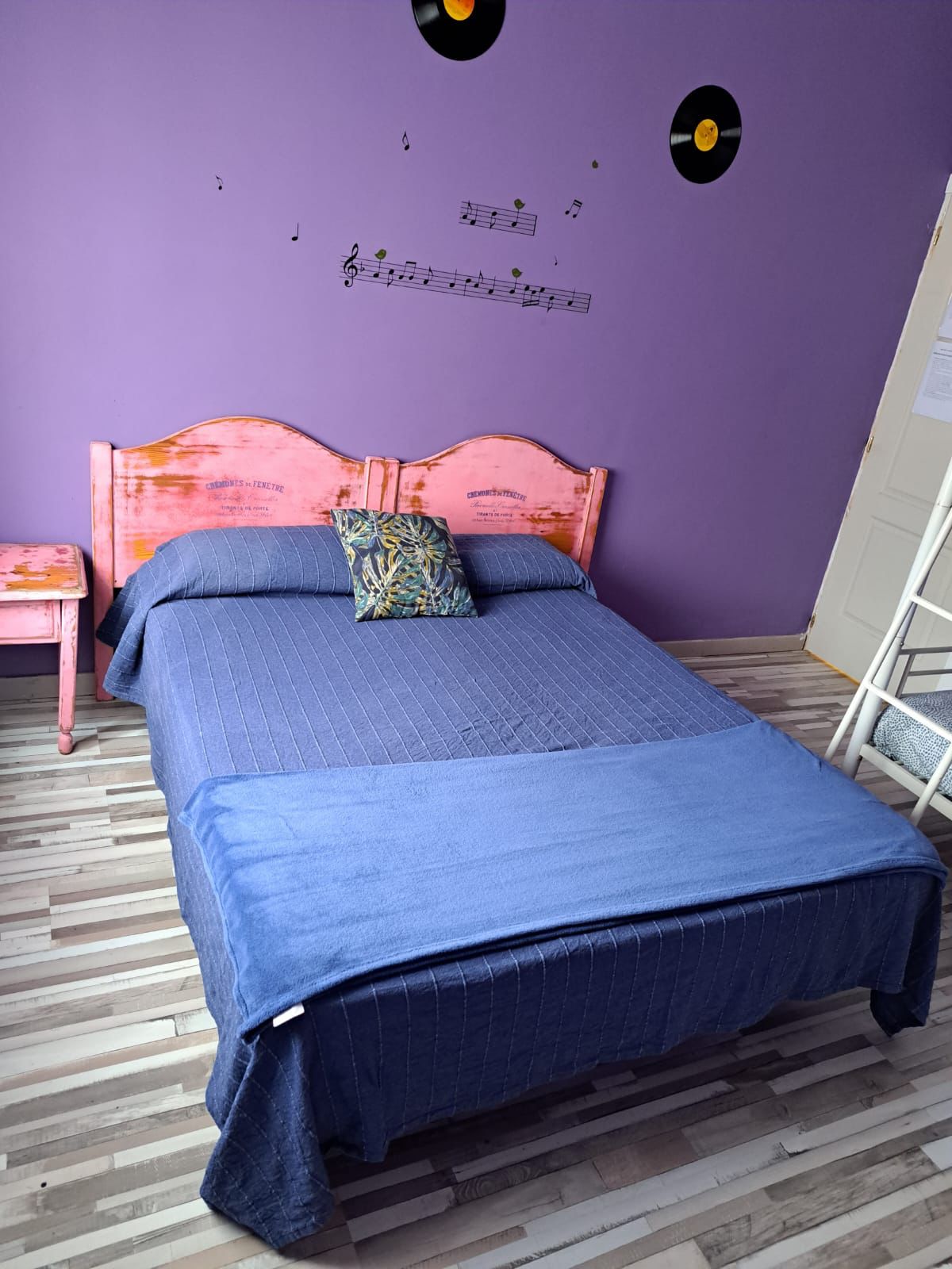 habitaciones hostal en tenerife sur cerca de todo